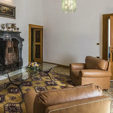 Oda ve Kahvaltı Durante 4*